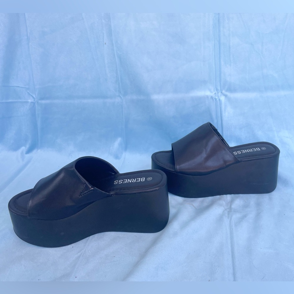 Black Faux Leather Berness Mega Platform Slide